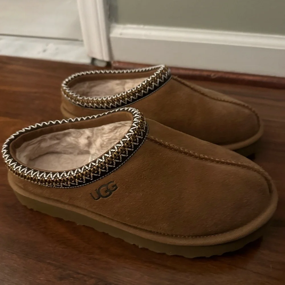 UGG Tan Suede Slip-On Shoes - Picture 5 of 6
